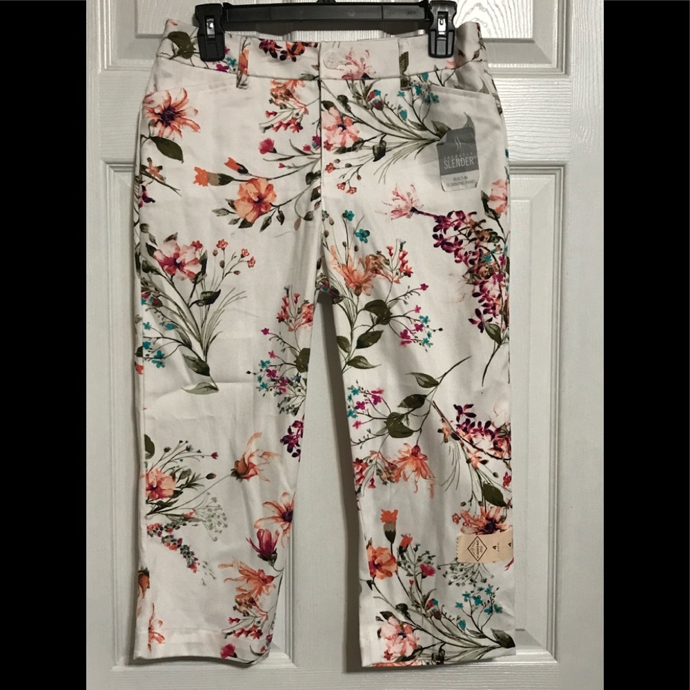 Flowered Capris
